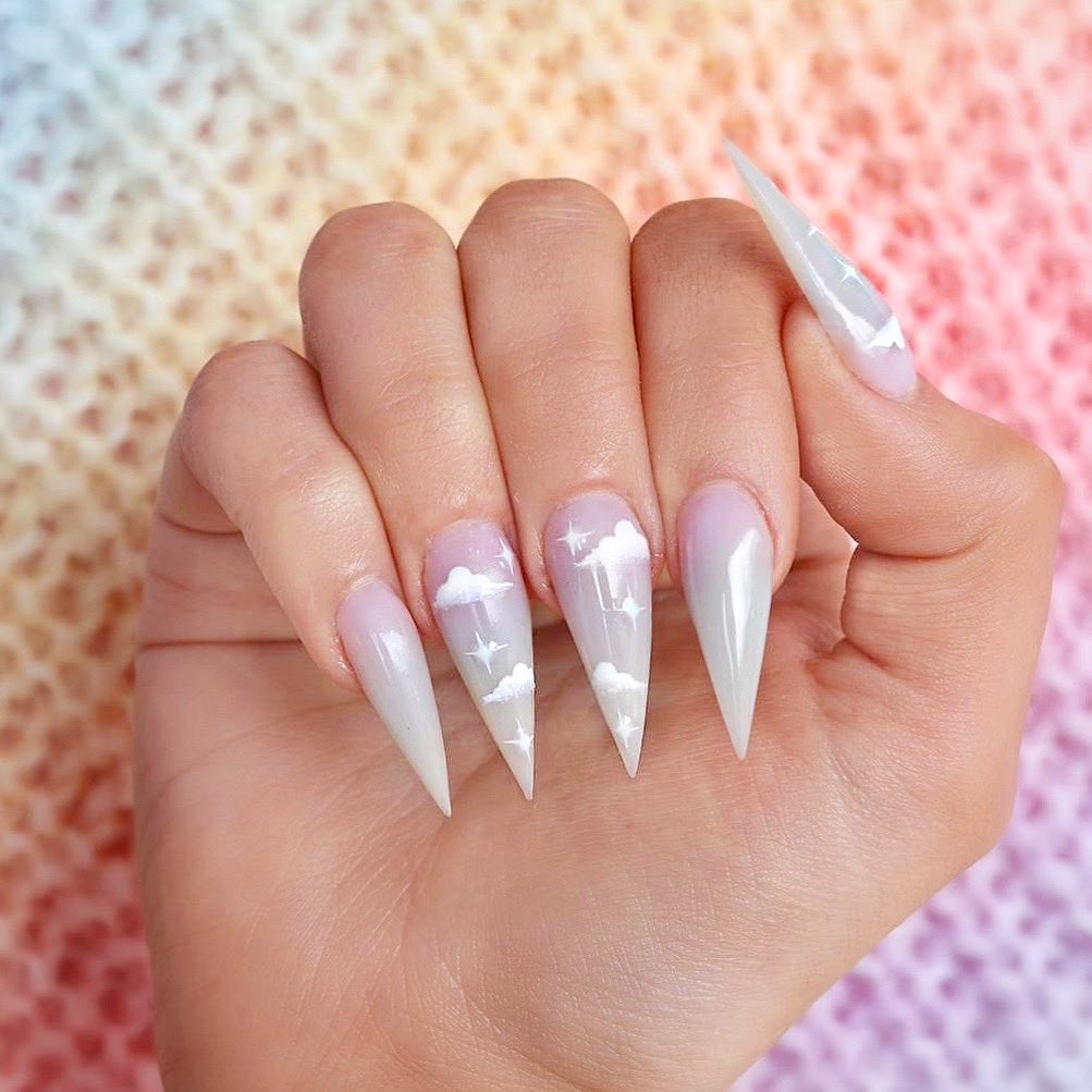 Using Glitterbels acrylic powders and white Unbelievabel Gel