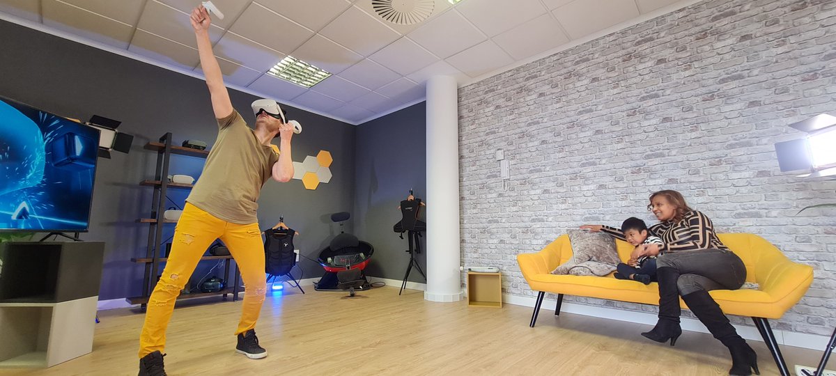 XR_Spot's tweet photo. Estamos con a tope en #XRSpot 
Si queréis venir a visitarnos, la próxima semana se abren las recompensas del Kickstater

Estad atentos por que habrá cositas para los mas rápidos !!

Prepárate: https://t.co/uf6VnnCM9Q https://t.co/dLkjAtvA4L