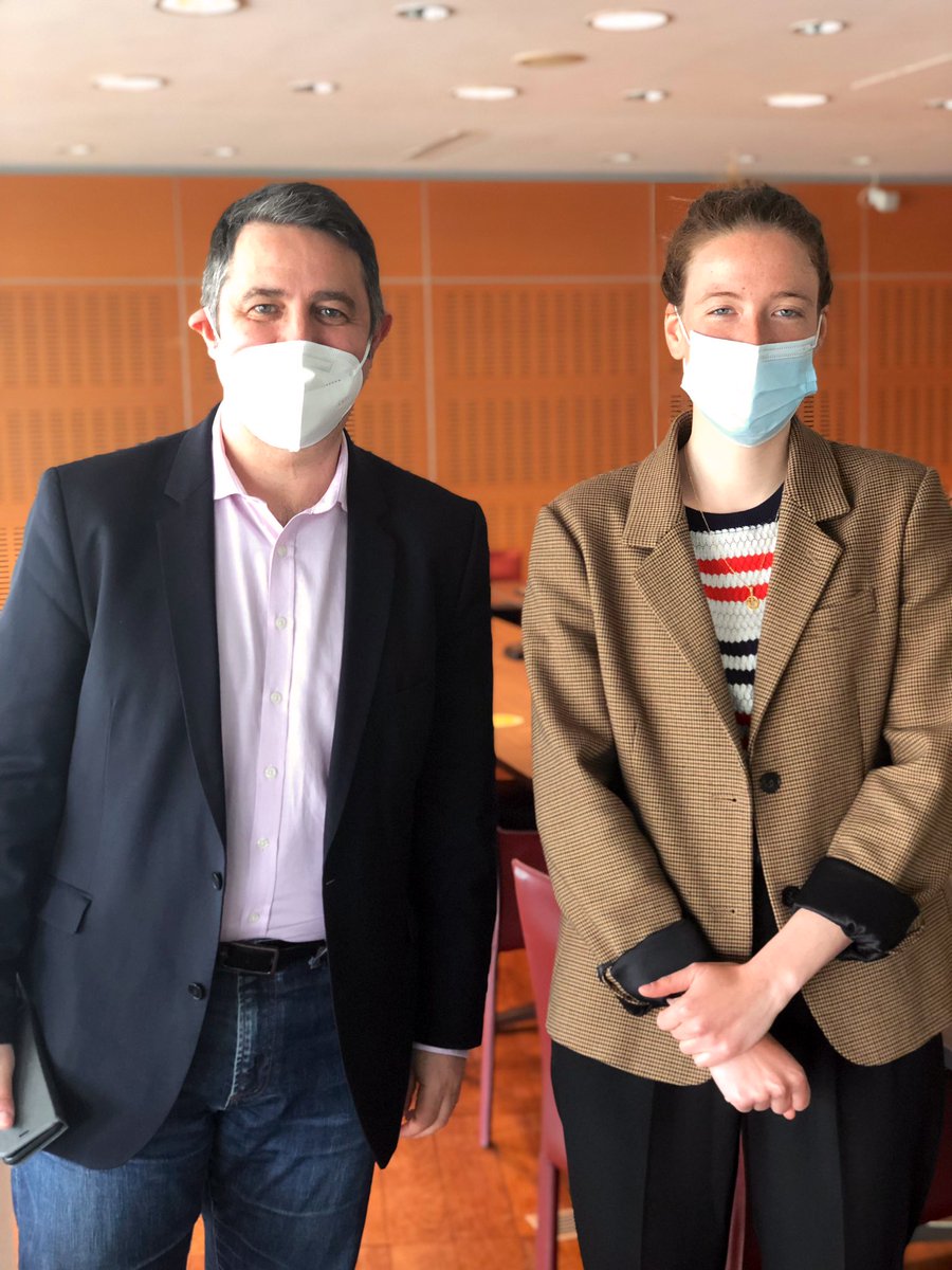 Bravo <a href="/JonasJuliette/">Juliette Jonas</a>  et <a href="/CUEJ_info/">Cuej</a> Prix d’Arcy Jri 2021 France Télévisions. 👏👏👏. Juliette rejoint la rédaction nationale de France Télévisons pour 9 mois. <a href="/laurentguimier/">Laurent Guimier</a> <a href="/Francetele/">France Télévisions</a>