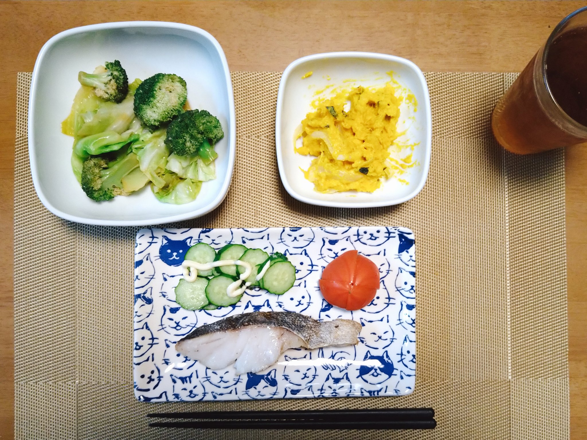 呉樹直己 晩ごはんは鱈の塩焼き 付け合わせにトマトときゅうり キャベツとブロッコリーのオイスター炒め 昨日の残りのかぼちゃサラダ 食後にハーブティーと小夏みかん T Co Abexv9kxd1 Twitter 呉樹直己 晩ごはんは鱈の塩焼き 付け合わせにトマトときゅうり キャベツとブロッコリーのオイスター炒め 昨日の残りのかぼちゃサラダ 食後にハーブティーと小夏みかん T Co Abexv9kxd1 Twitter