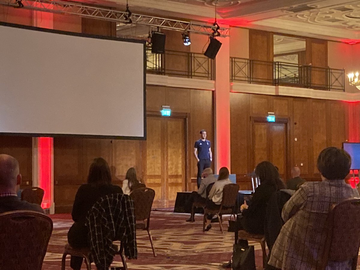 MartyFullardUAE's tweet image. #EventPilot | Former competitive diver Leon Taylor is delivering a keynote... and I’ve just realised I was sat next to him at breakfast this morning. #eventprofs