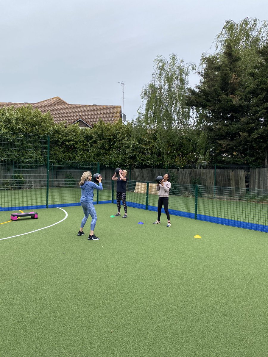 stpetersdag's tweet photo. Wonderful team spirit this morning as our parents worked extremely hard during #brexercise. Thank you to
Mrs Scott for getting fully involved.
☺️💫
#Brexercise
#WeTheFamilyOfStPeters
#Workout
#TeamSpirit
#MorningVibes
#SmilesAllRound https://t.co/1wyFoN5280