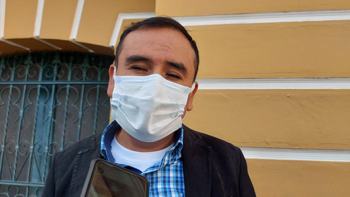 ErbolDigital's tweet photo. #ÚLTIMO | El diputado Miguel Roca denunció que el Gobierno sacó dinero de los aportantes que alcanzaría a los 3.600 millones de bolivianos para gasto corriente. Su colega Daniel Rojas dijo que esos recursos fueron destinados para enfrentar la crisis. https://t.co/XB1keDllDk