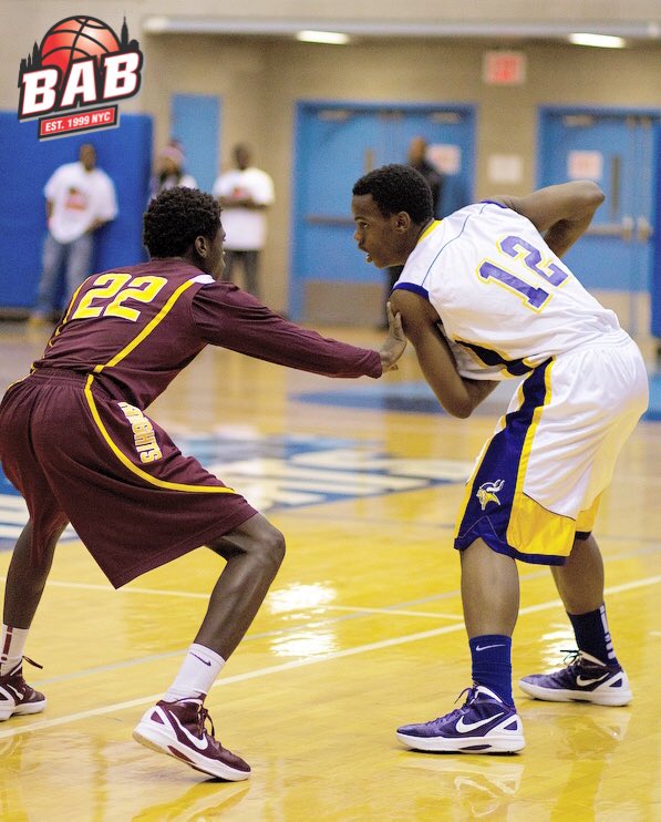 bigapplebball's tweet image. The 2012 #BABInvitational was full of stars including future @NBA player #KrisDunn . #SouthShore and #MountVernon HS participated, while legendary scout #HowardGarfinkel #RIP evaluated players courtside. #NBA #BAB🏀 #BigAppleBasketball #TBT  @bcimmino1