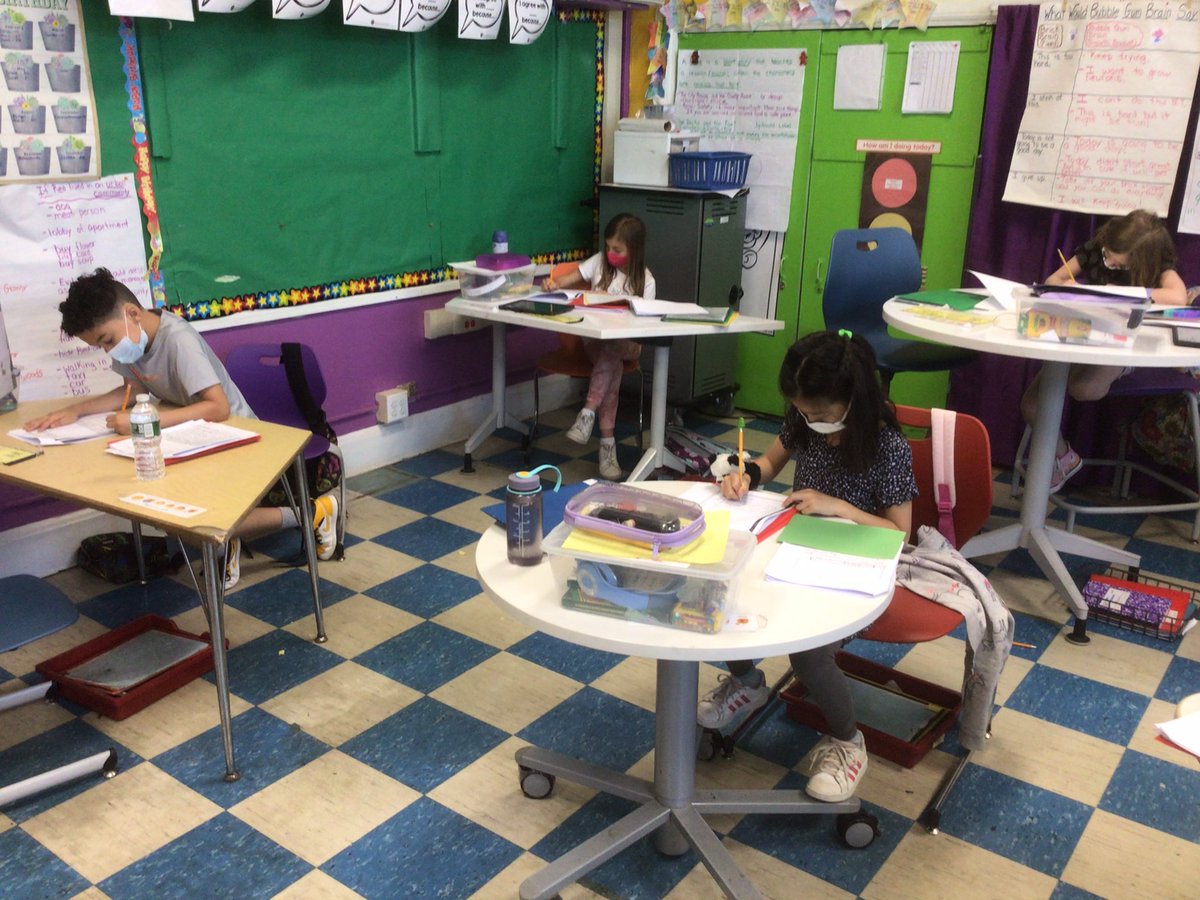 Working on the informational writing component of our research project on animal and plant adaptations <a href="/Hampton_Street/">Hampton Street</a> #virtualmineolaproudweek #thinkwriteThursday