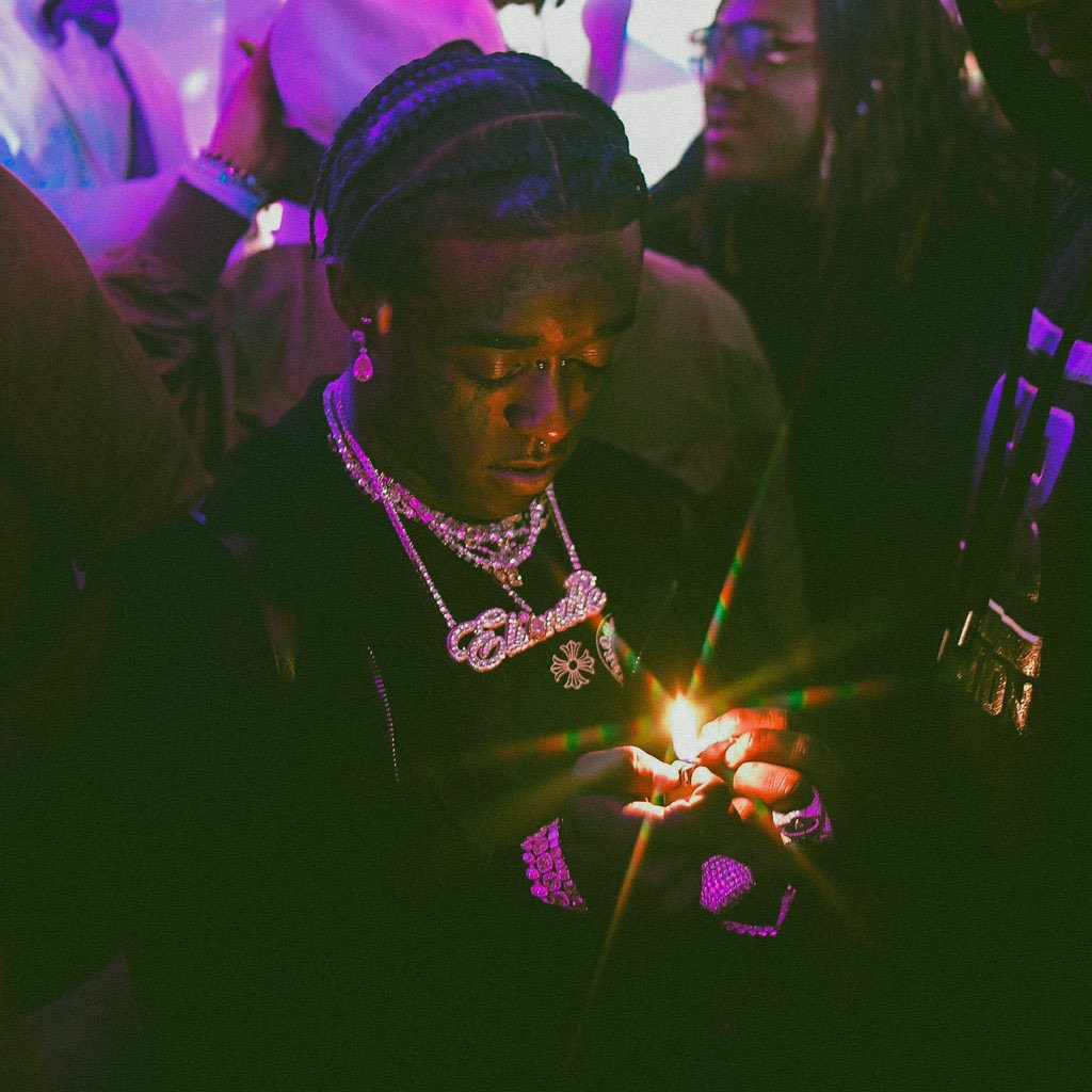 Nashat1275's tweet photo. Imagine @LILUZIVERT drops mission to the loot! #LilUziVert #rap #uzi https://t.co/0XQrnGhH7w