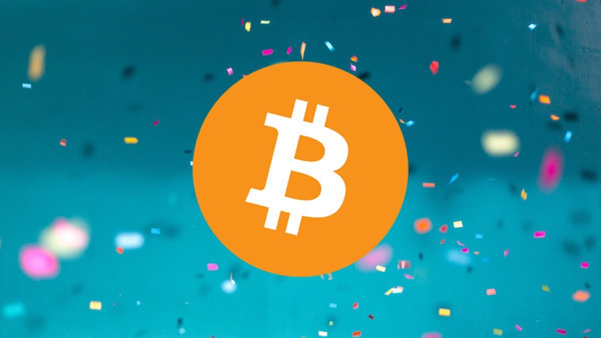 It's has been a really good month by selling the top at 62.000$.  So as thank for all of you I want to do a giveaway, 3000$ $BTC

$1000 #Bitcoin to five people 

✅Just Retweet
✅Make sure to follow

A software will choose 3 winners online on Thursday. Good luck 🎉🎊