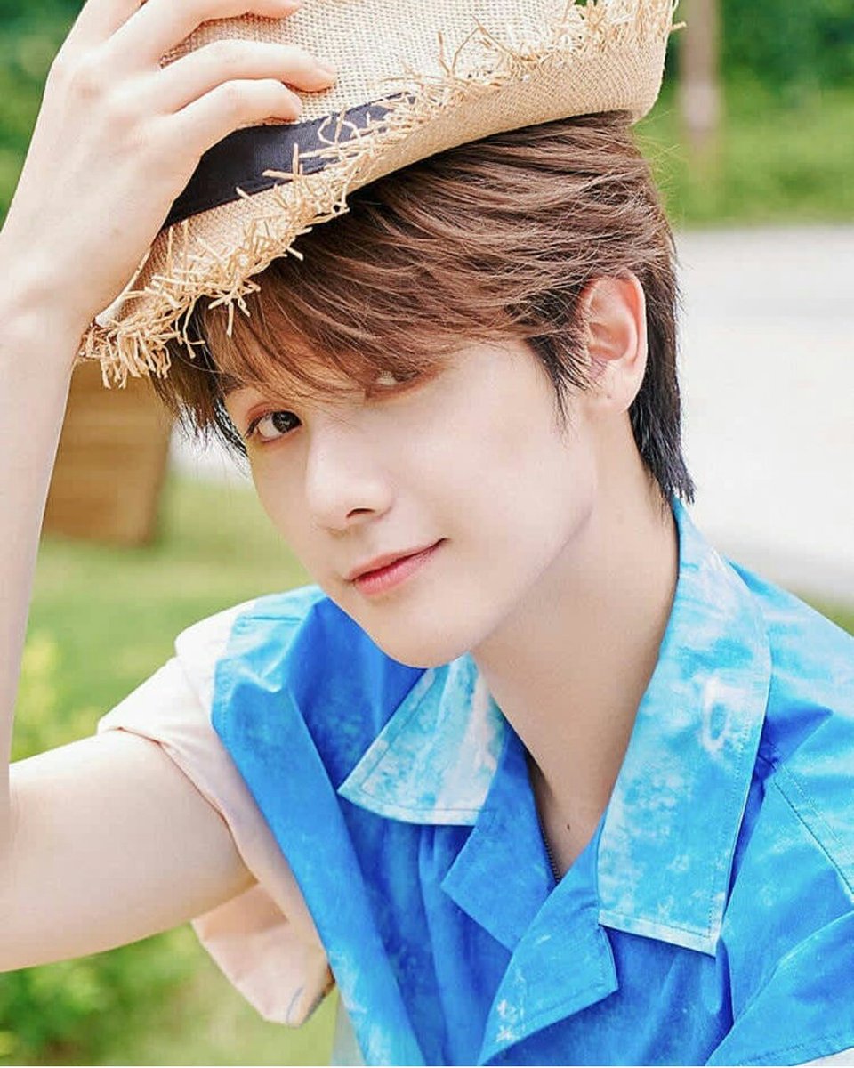 INTO1_NINE's tweet photo. Before the end of the day I would like to greet Nine Happy 5/20 💚 you 🍓 susu na !🍓

#INTO1Nine #INTO1高卿尘 #INTO1
#INTO1Gaoqingshen #Nine高卿尘 
#nineshappiness #AlittleNine
#Nine #高卿尘 https://t.co/1WWi61Asjn