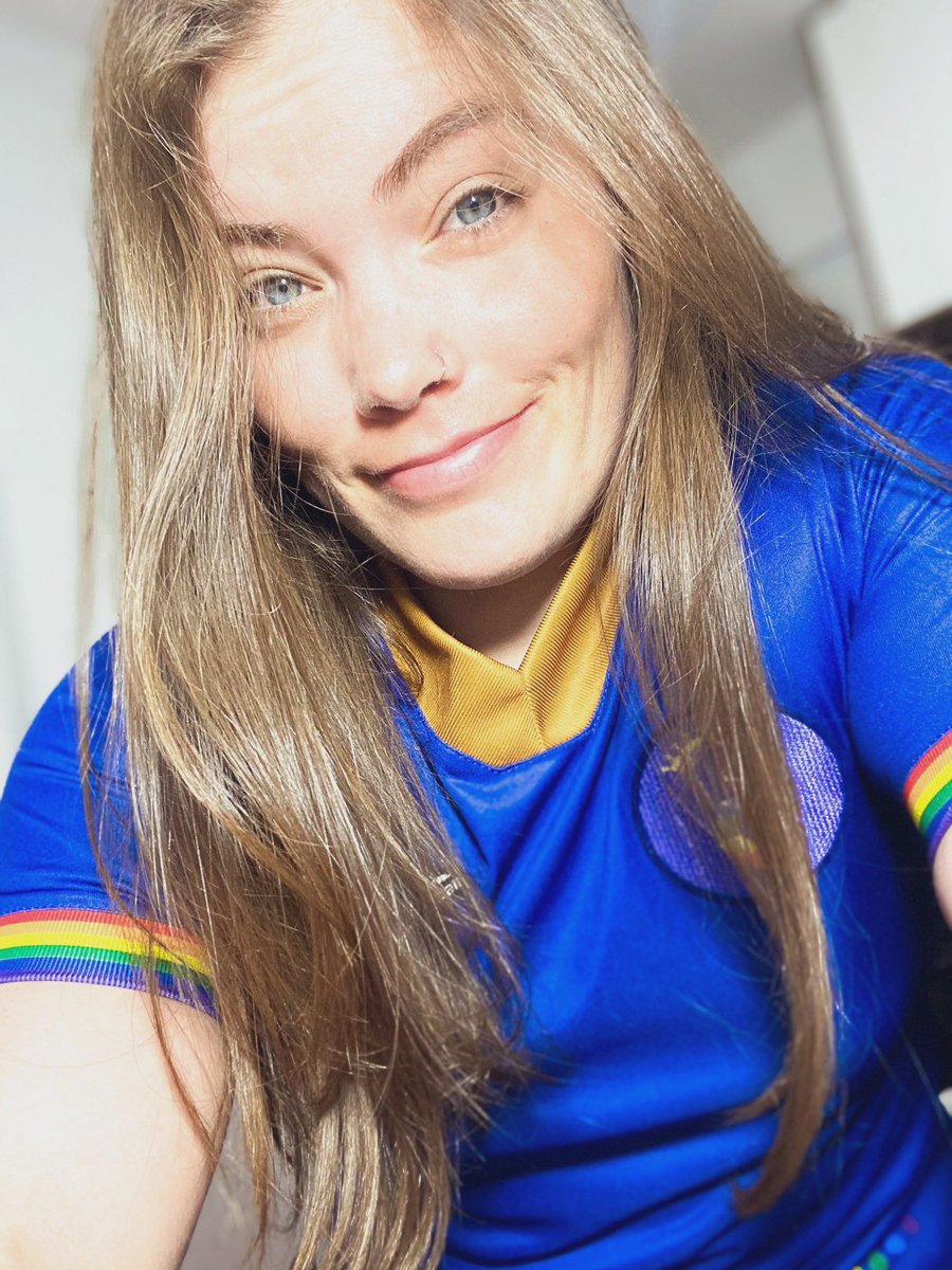 carolglago's tweet image. PARABÉNS @MariasMinas #mmday 🦊💙