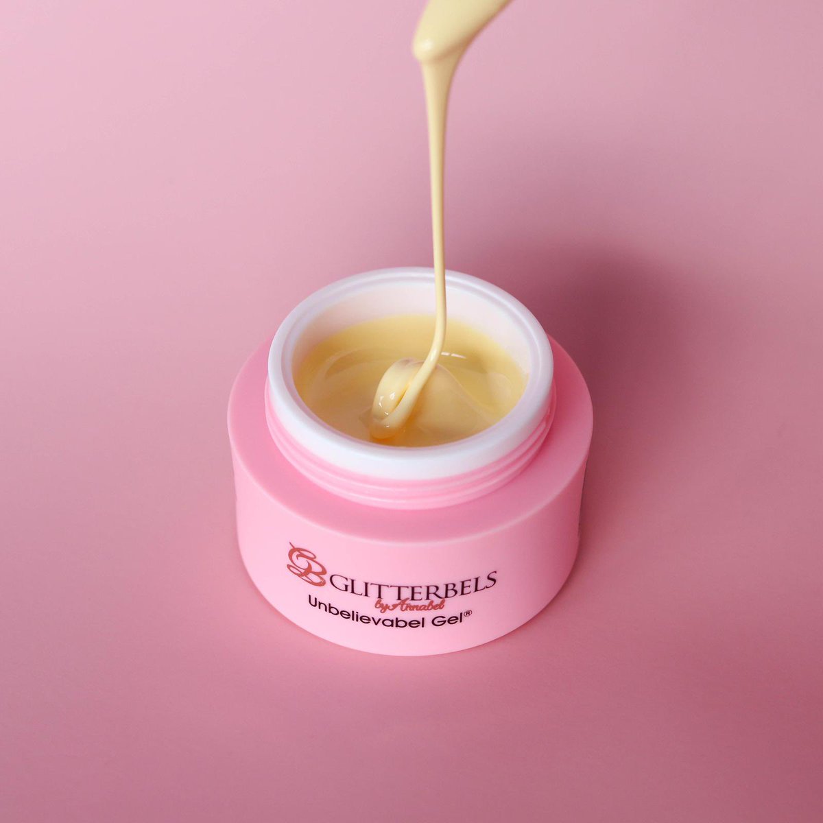 Unbelievabel Gel :-
ZEN💖
No tacky layer, therefore no topcoat needed! perfect coverage, for use over acrylic or to be used as Gel Paint for all nail art!✨✨✨