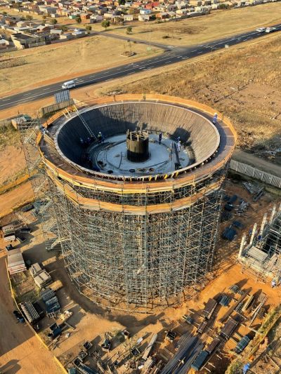 M&amp;D Construction Group is again demonstrating its leadership in service delivery infrastructure projects that are also intended to uplift communities throughout the construction phases. mdconstruction.co.za/md-constructio…