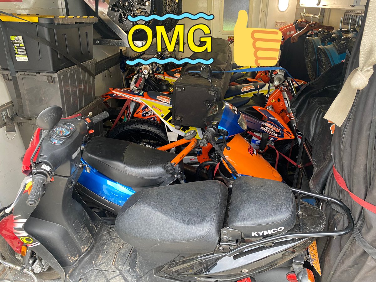 watersflattrack's tweet photo. Waiting it out in Texas while the rest of the team flies in! Thanks Robin Mooney for getting it there safe and sound. @MissionFoodsUS @KTMUSA https://t.co/noLQaC9euO