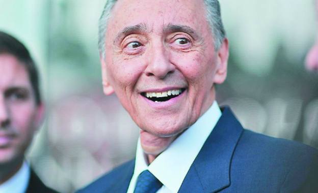 sergiopratt's tweet photo. El rey de las Fake News. Uno de los carceleros de Boudou, el perseguidor de Cristina. Nadie ha atentado tanto contra el País como él. Paradójicamente es el que cobra mas plata del Estado en pauta. Solucionaremos alguna vez este problema? https://t.co/46N88a5tjk