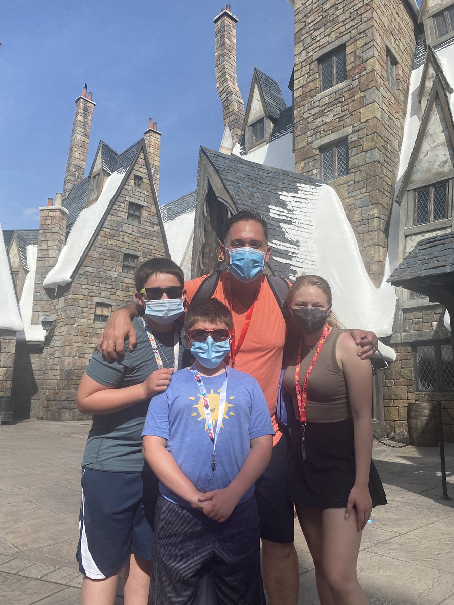 DJWallach77's tweet image. @UniversalORL @UniversalStubio so glad to be back. #safe, #fun, #happy #family . #Thankyou👍🏻 #families #vacation #COVID19 #Travel #Autism #inclusion #awesome 👍🏻👍🏻