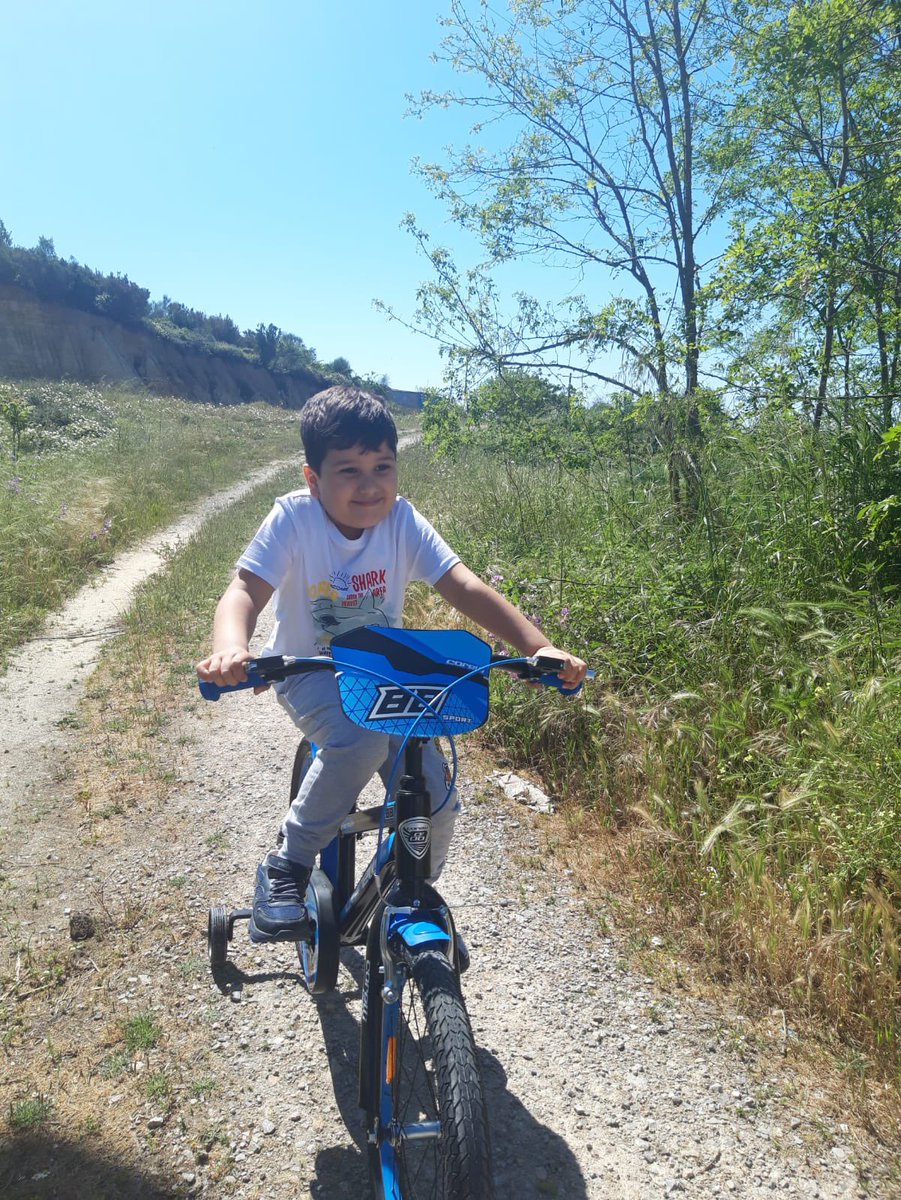 korucuk57's tweet photo. #okuldışardagünü 🚲🚲 @YLDZercan1957 @sinopilmem   Her türlü etkinliğe varız😊 https://t.co/E1CFcss0fU