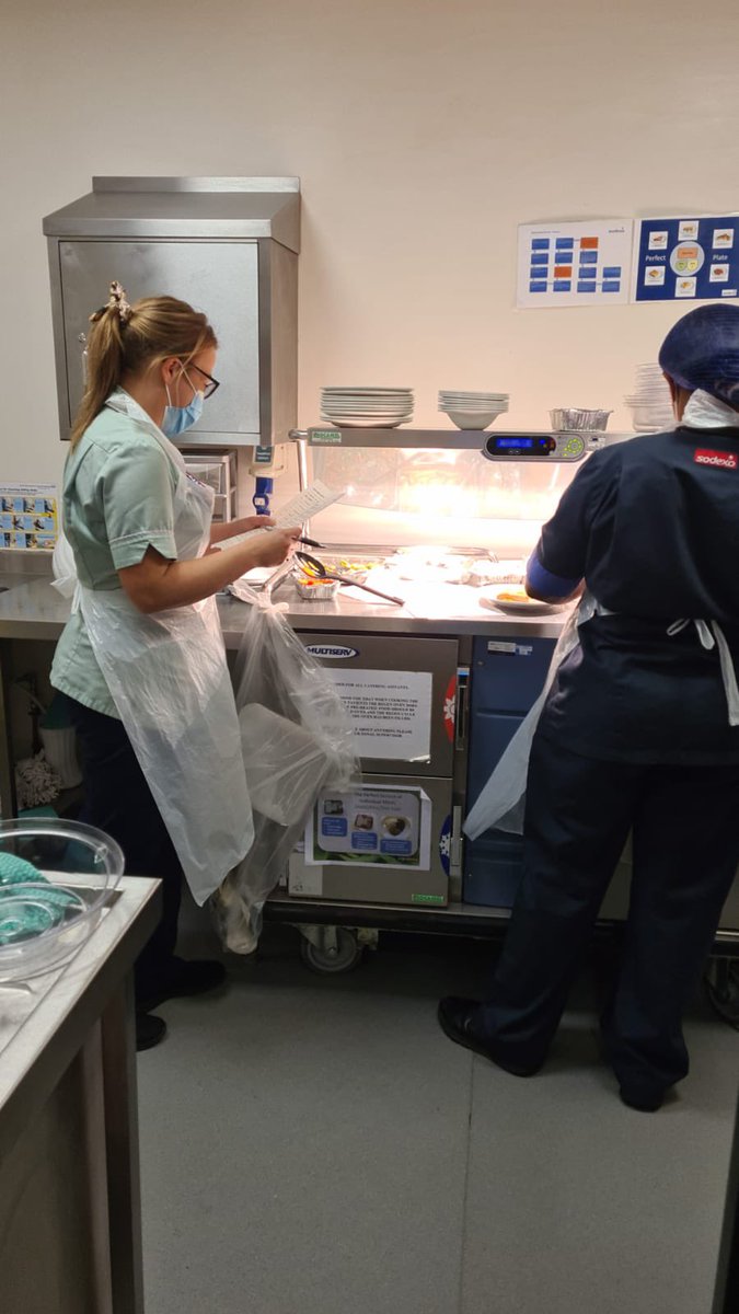 A few pictures of our trauma ward team preparing and providing lunch to our patients #24HoursatMRI #AchievingExcellence #FlowFortnight