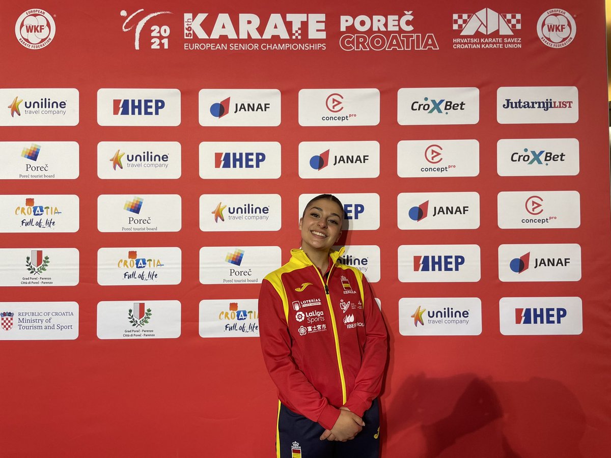 Volver a estar en una final europea es solo para “elegidos” 💪🏽
El domingo lucharemos por el oro ante 🇮🇹 para conseguir el título continental absoluto 🙏🏽
Gracias <a href="/KappaSport_ES/">Kappa Iberia</a> <a href="/doblek2014/">Doble K</a> <a href="/FJyD/">Fundación Jóvenes y Deporte 🅵🅹🆈🅳 💚🤍🖤</a> <a href="/WinManager/">Win Manager</a> #complejolosllanos <a href="/universidadcjc/">UCJC</a> #kumosport ♥️