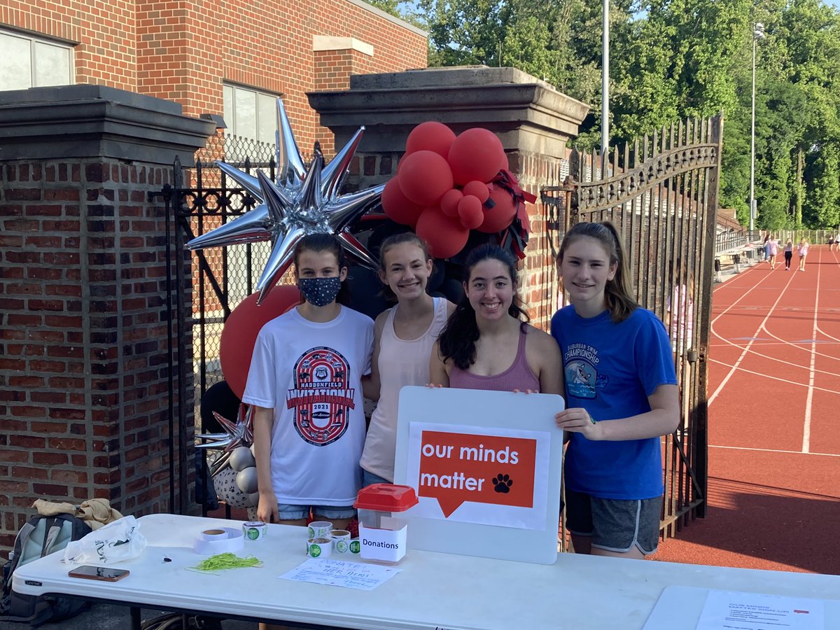 jessicafing's tweet photo. Had a great time starting off @HaddonfieldHS Wellness Day with @HMHS_OMM_Club @HMHS_PL It’s going to be a beautiful day! https://t.co/poVkuBsc1N