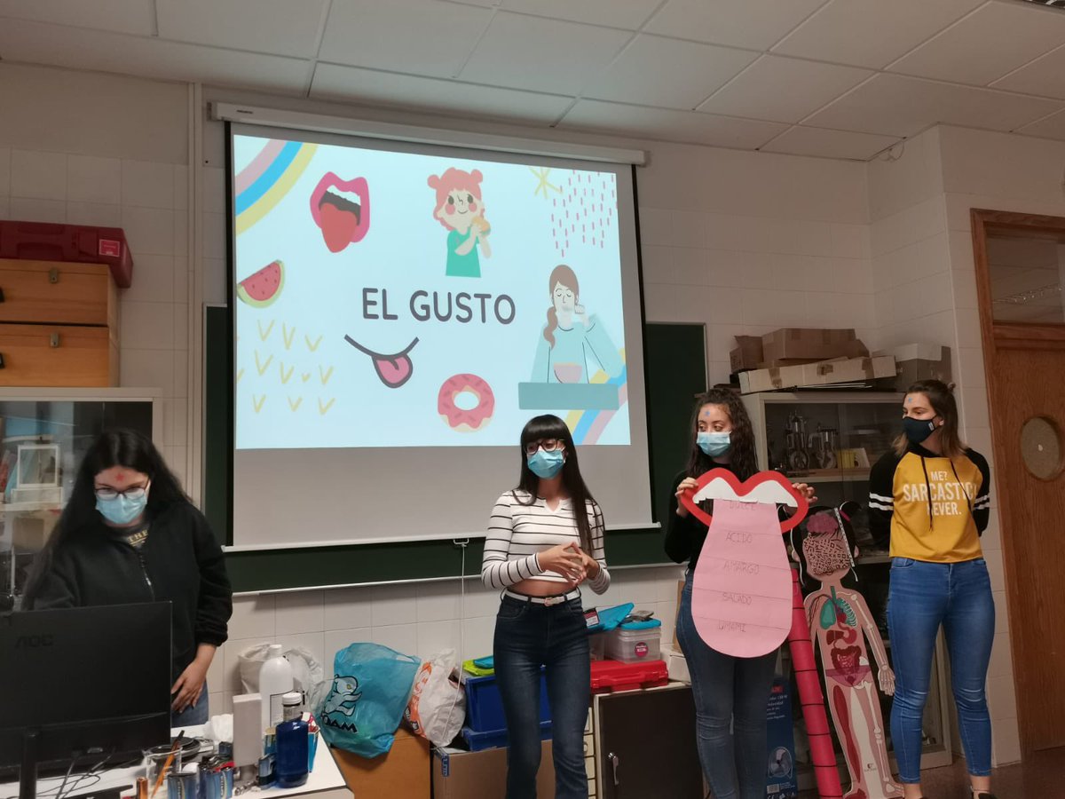 neeerea2001's tweet photo. Nuestras compañeras nos han explicado dos sentido: el gusto y el olfato, increíble trabajo chicas!! 👏🏼❤️ #infubu21 https://t.co/jSItajpiMg