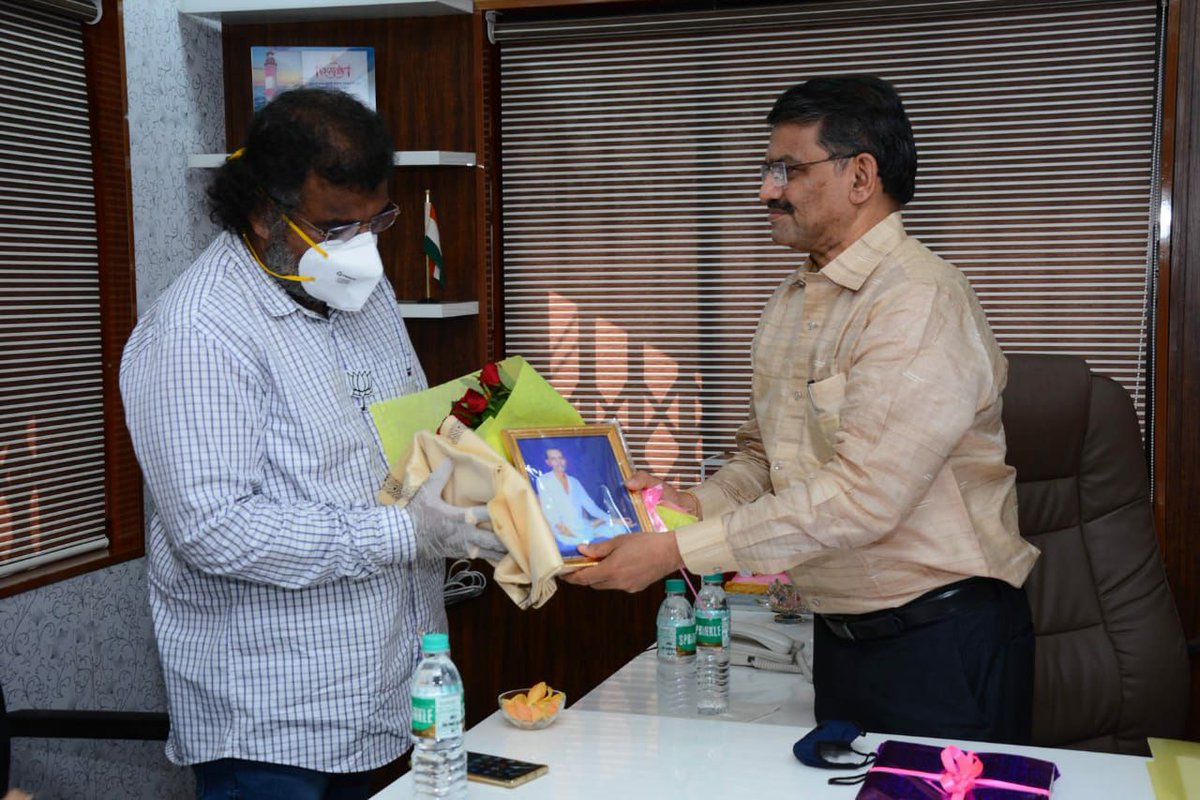 Adv.Deepak M.Patwardhan tweet media