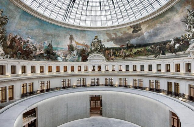 Forbes's tweet photo. Inside Paris’ new $195 million art museum, the Bourse de Commerce: https://t.co/muhNqfNls3 https://t.co/7K2O7FFzna