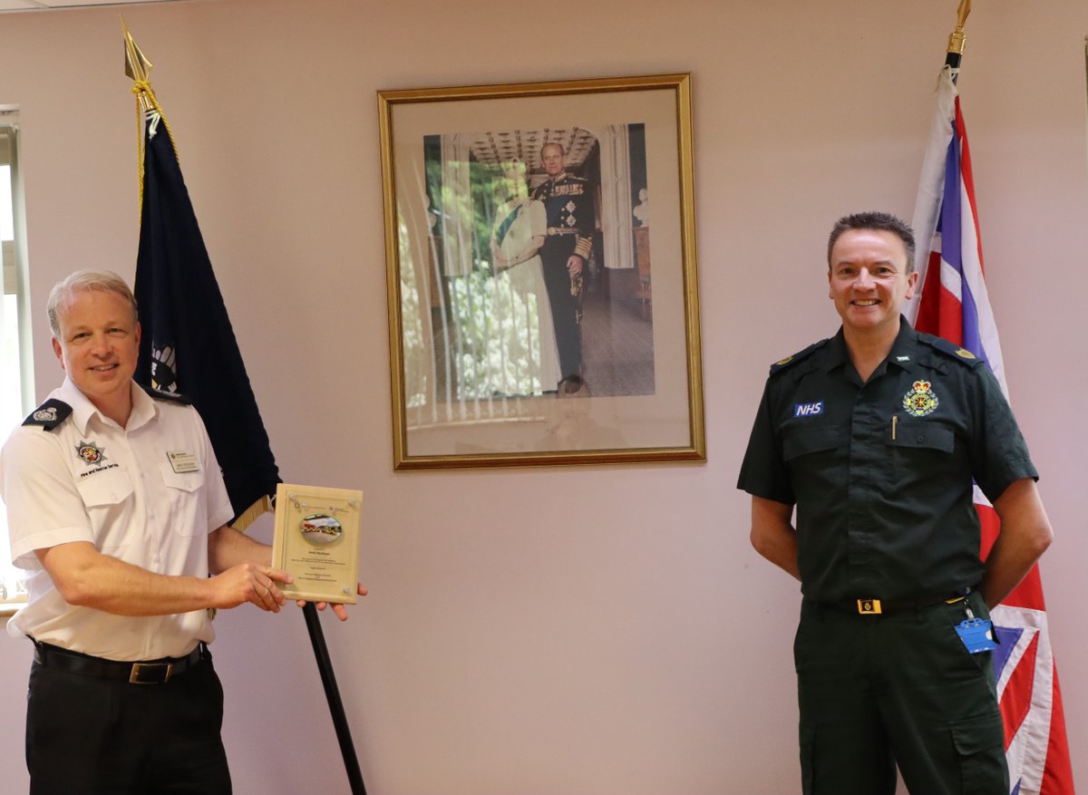 Today ACFO @andy_peckham was presented with a plaque by Simon King at <a href="/EastEnglandAmb/">EEAST Ambulance Service</a> for the work that he has done over the past year in supporting and setting up the EEAST partnership 🚑🚒 Congratulations Andy we couldn’t have done it without you 👏 #DareToBeDifferent #Partners