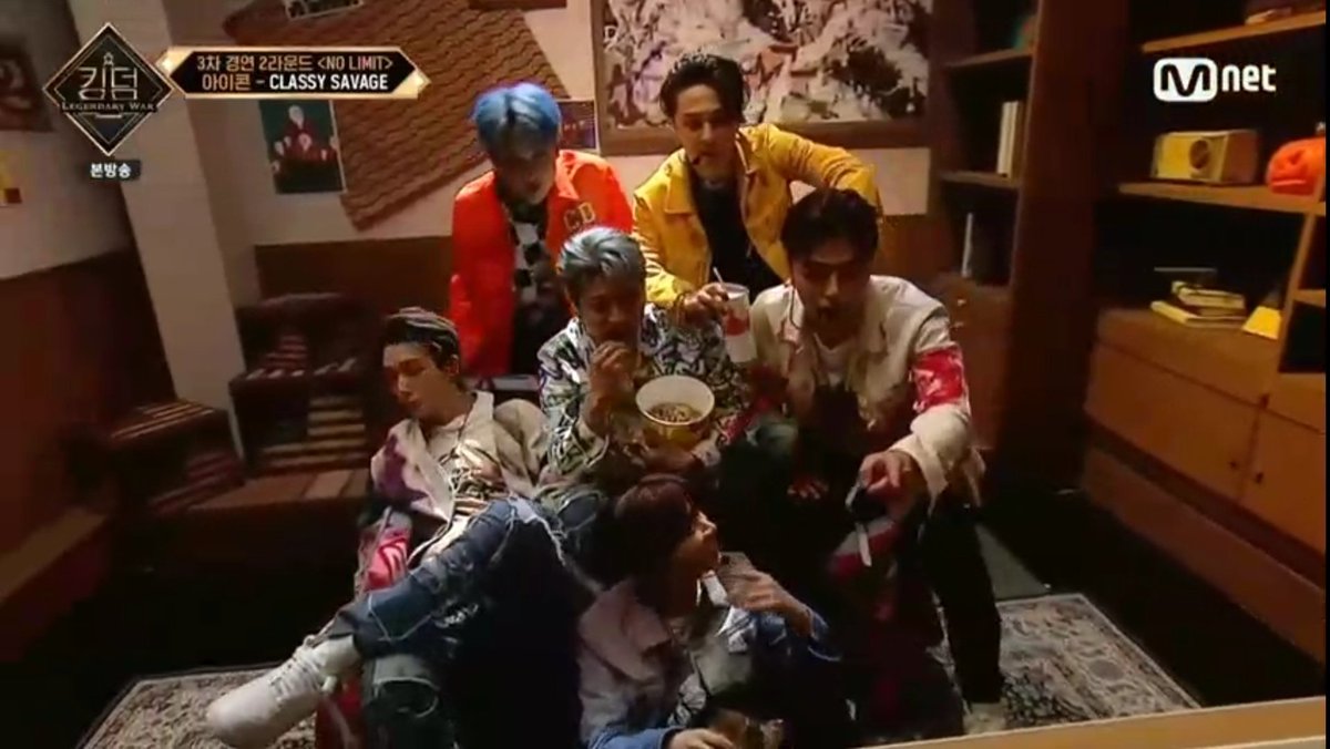 bb1lybe's tweet photo. Quédense con esta imagen estas actuaciones de iKON y lisa las interacciones que no se dieron desde hace años directamente por YG gracias a los dos tanto a iKON como lisa mostrar su amistad y respeto por la música hacer un gran trabajo detrás.

#iKONxLISAonKINGDOM https://t.co/RLLwxNg21G