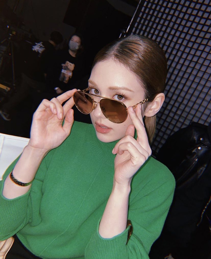 somi thinker tweet media