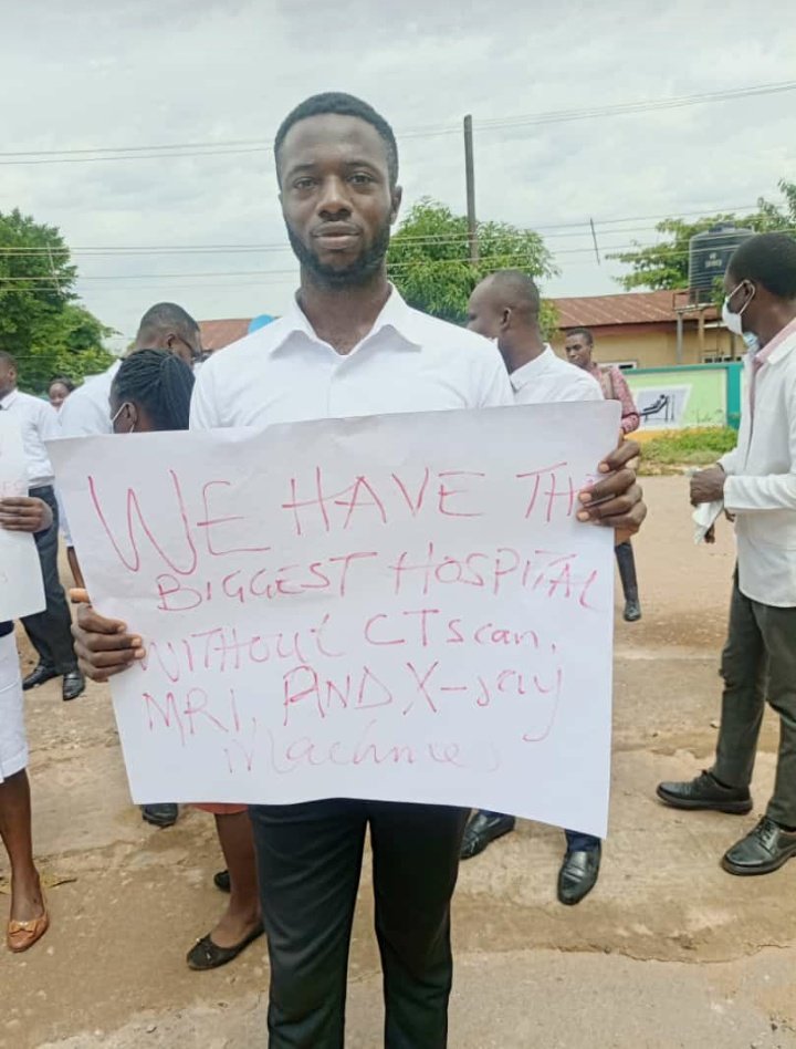 ebsumsa's tweet photo. EBSUMSA SAYS NO TO MEDICAL NEGLIGENCE.

KEEP RESTING IN PEACE GOZIE 💔💔💔 https://t.co/0t5G6feSRk