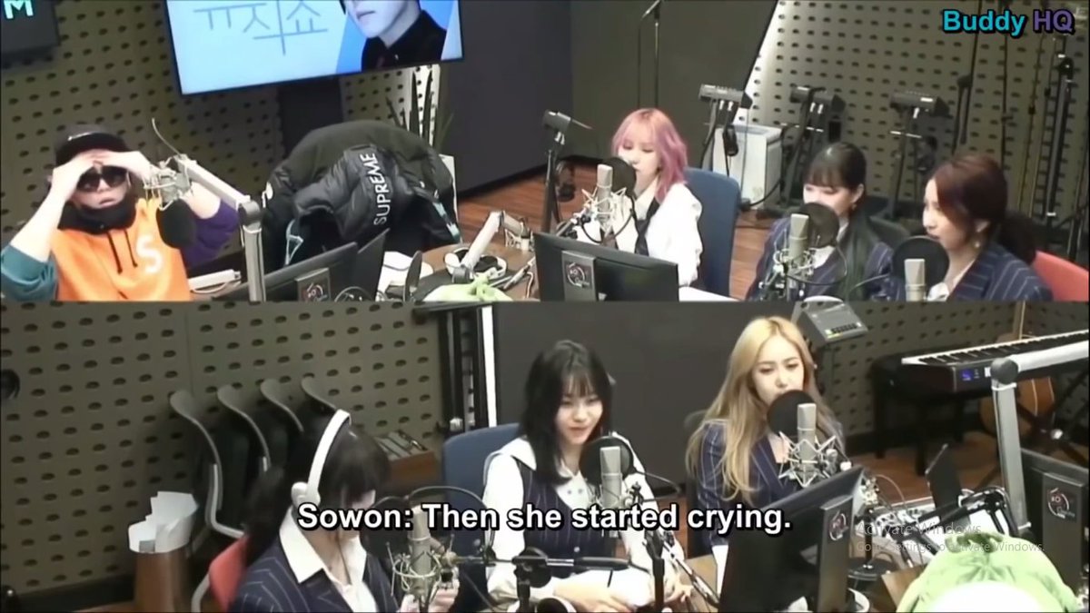 letsyuju's tweet photo. remember when sowon &amp; umji mentioned what yuju said in group chat. how yuju was thankful to the members, bcs of them she was able to laugh despite of busy schedules. will she able to laugh in future like that if she does individual activities? 😢 @GFRDofficial

#ThankYouGFriend https://t.co/XqUVroElXp