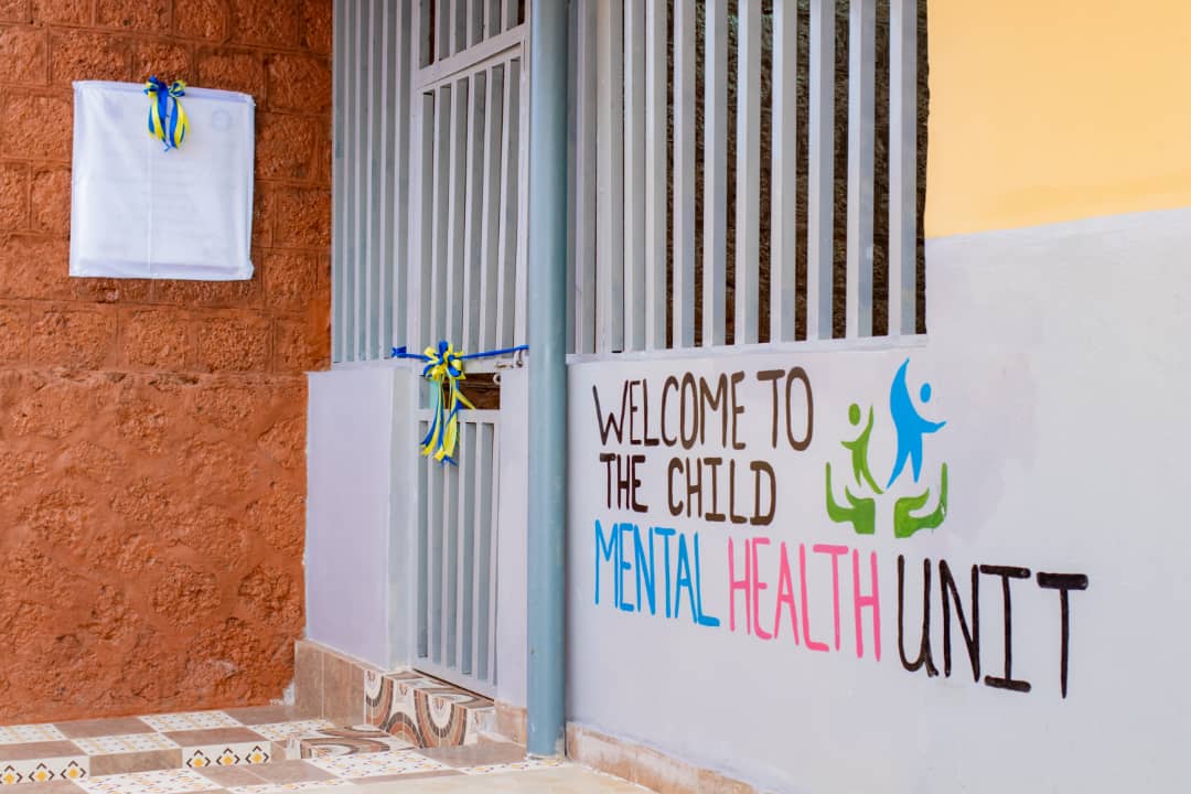 PikinMama's tweet photo. (1/3)A few weeks ago I reached out to you all to support a dream: that was to beautify the Child and Adolescent Mental Health Unit.

 On Tuesday 18th May 2021, WE made that happen! 

❤We launched SIERRA LEONE'S FIRST CHILD MENTAL AND ADOLESCENT HEALTH UNIT. 🇸🇱🇸🇱

#SaloneTwitter https://t.co/9OTBUmxYwH