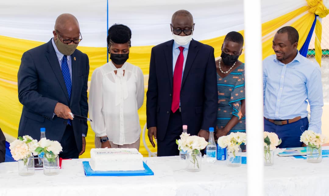PikinMama's tweet photo. (1/3)A few weeks ago I reached out to you all to support a dream: that was to beautify the Child and Adolescent Mental Health Unit.

 On Tuesday 18th May 2021, WE made that happen! 

❤We launched SIERRA LEONE'S FIRST CHILD MENTAL AND ADOLESCENT HEALTH UNIT. 🇸🇱🇸🇱

#SaloneTwitter https://t.co/9OTBUmxYwH