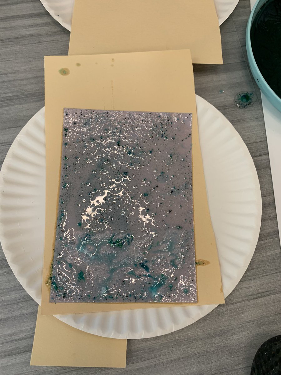 anderson_hello's tweet photo. Marble art using food coloring, water, and oil!! @CunninghamATX @peas_community https://t.co/03Mj1YWKr2