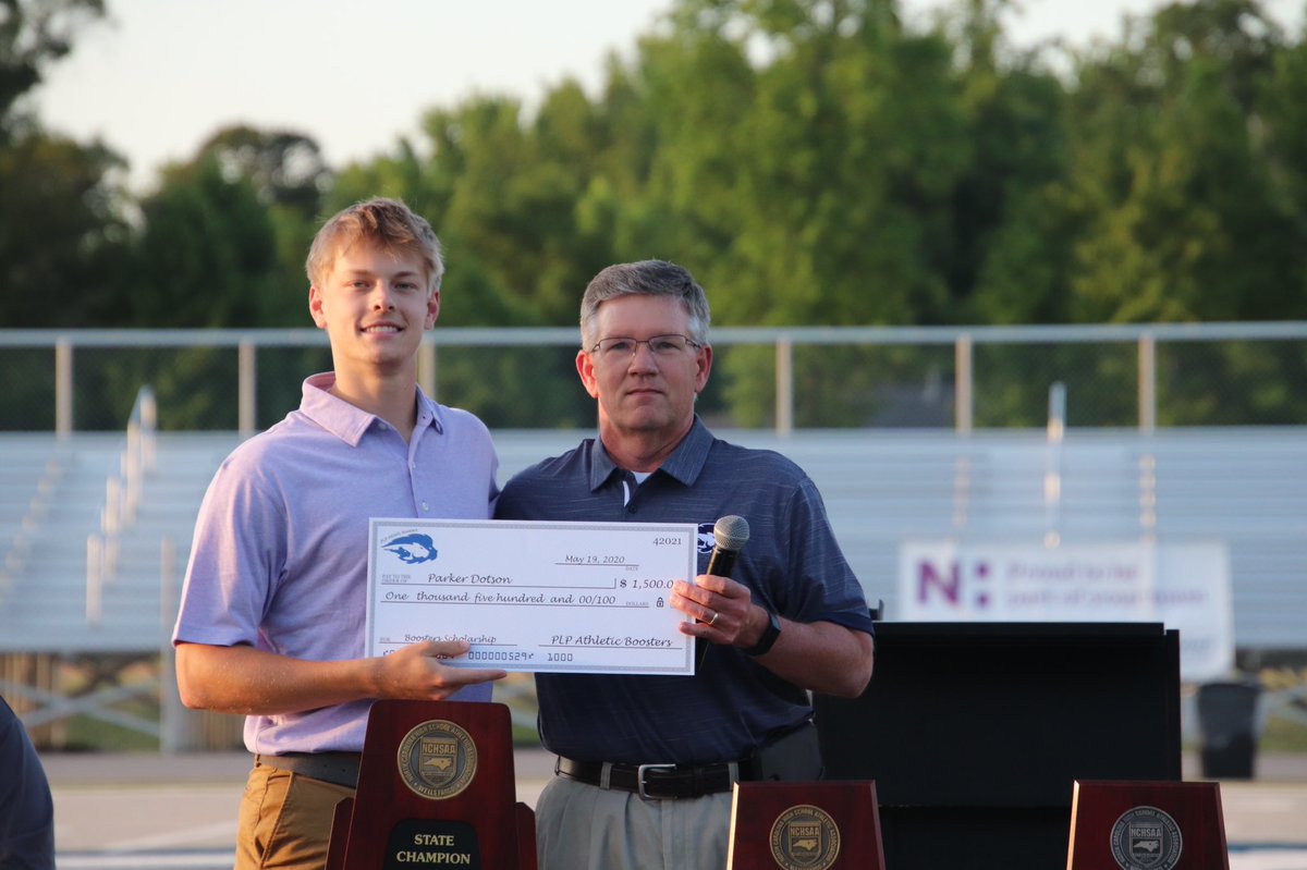 plpmenstennis's tweet photo. Our guy Parker Dotson cleaned house last night at the Athletics Banquet. He was our championship seasonโs Pride Award winner and recipient of a PLP Boosters Scholarship!!! Way to go Parker!!! #PLPTennis #earnit #thatway #modelathlete #champ @PLP_Athletics @PineLakePrep https://t.co/6yI0FMv9fw