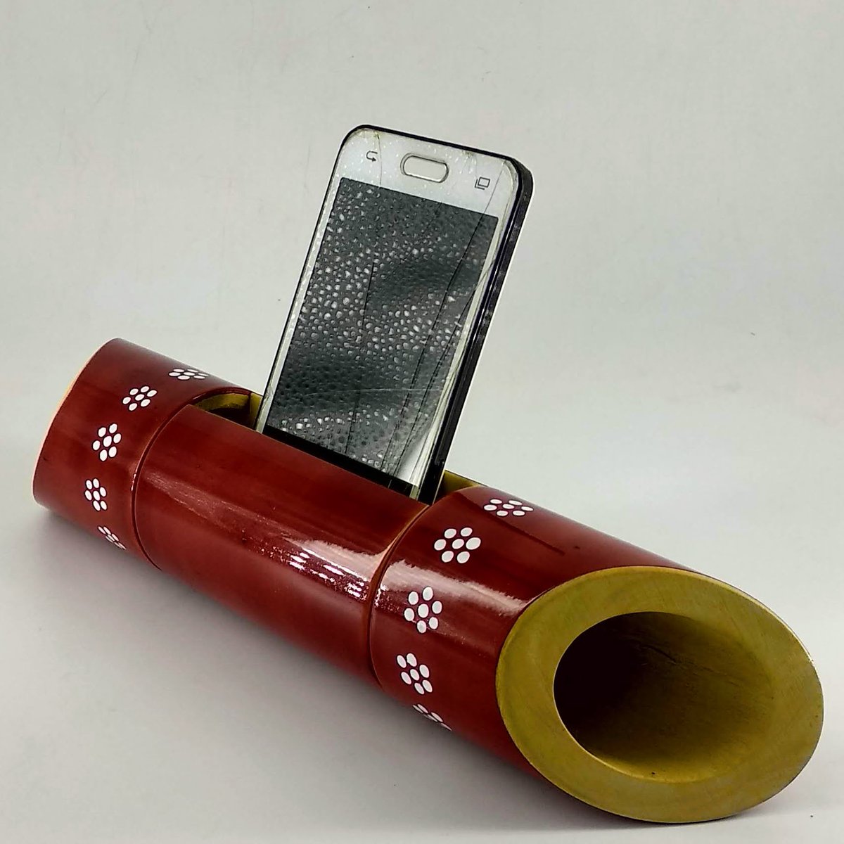 vinayprashant's tweet photo. @AshwiniMS_TNIE @Tamaalaart is promoting rural innovation like the TMAP ( Terracotta Mobile Amplifier Project ) & CMAP ( Channapatna Mobile Amp. Prj.)
Vinay - 8884816333
https://t.co/qRCHokMXZP
https://t.co/ZQ6knSMXTh https://t.co/3z28FpZ4zO