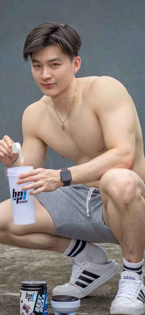 Non00136056's tweet photo. หล่ออ่ะ https://t.co/laP7YbeZhj