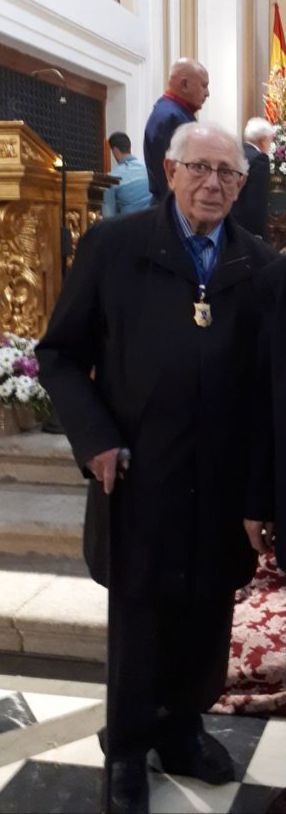 Lamentamos comunicar el fallecimiento de nuestro congregante y amigo Alfonso Ramonet, persona entrañable y dispuesto a ayudar. 
El funeral será oficiará sábado día 22 a las 11 de la mañana en la Catedral de la Almudena presidido por el cardenal Carlos Osoro, Arzobispo de Madrid