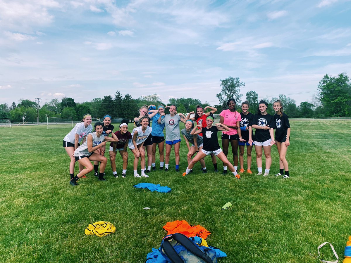 salemGsoccer's tweet photo. GAME DAY⚽️💙!!
**Last division game**
AGAINST: Brighton
WHERE: Home (turf field)
JV kickoff- 5:30pm
Varsity kickoff- 7:00pm
#svsforever #klaawestchamps #revengetour #gorocks https://t.co/1rbhb2t48w