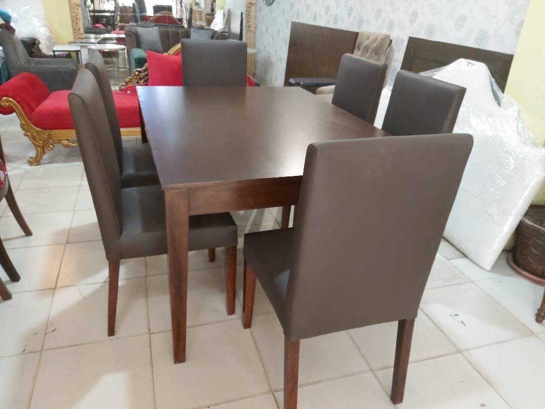 Floor Dining Table Karachi - Living Room Furniture Karachi Apartment