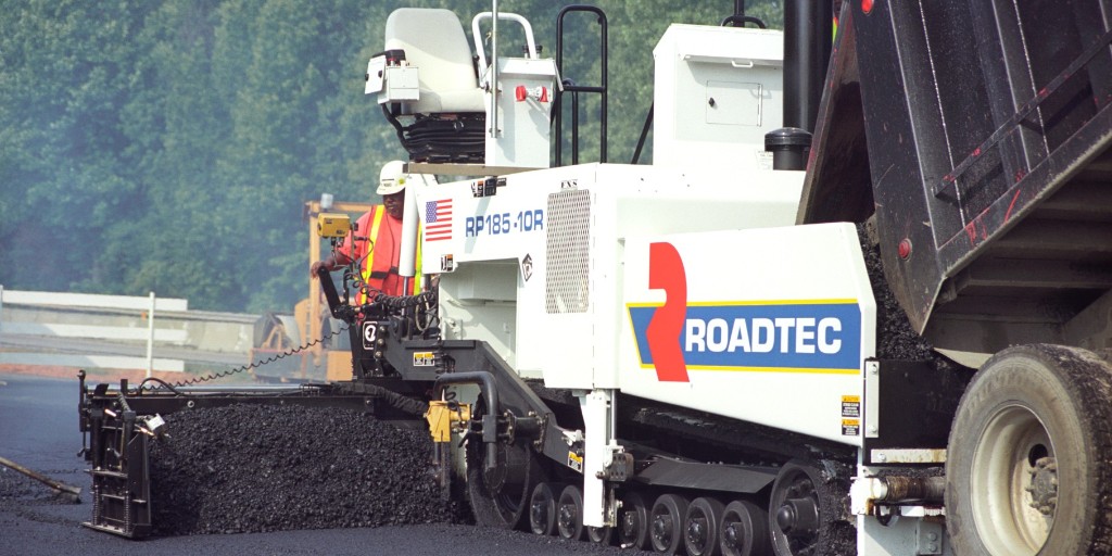 #TBT to the RP-185! #asphaltpaver #Roadtec #OneASTEC  ow.ly/Aipz50EmHUk