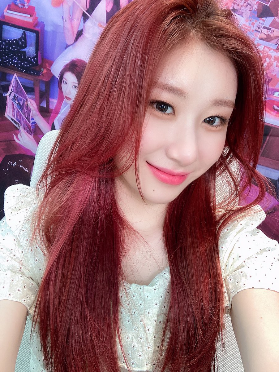 ITZY tweet media