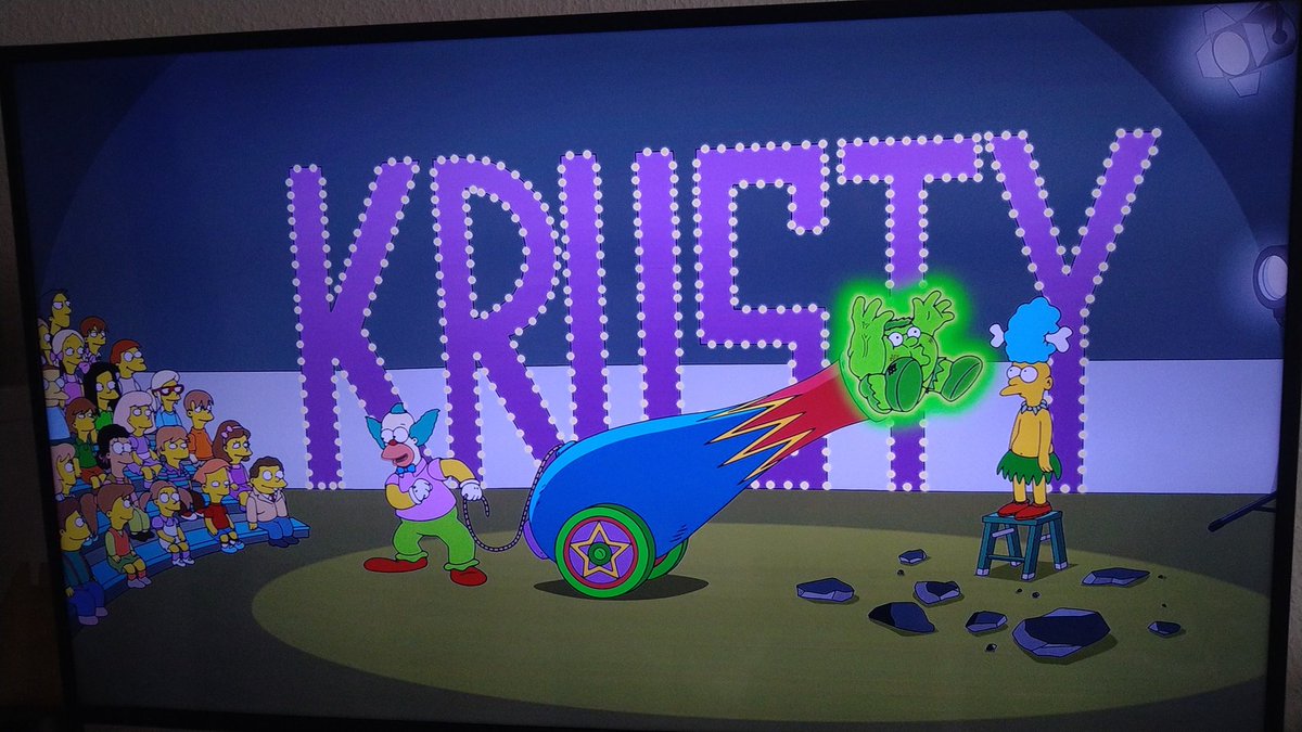 LRepead's tweet photo. @SethMacFarlane  this is the Best Episode. These are the 2 series that I love and I think it's great that it came to this. https://t.co/QXlbsAzBDl