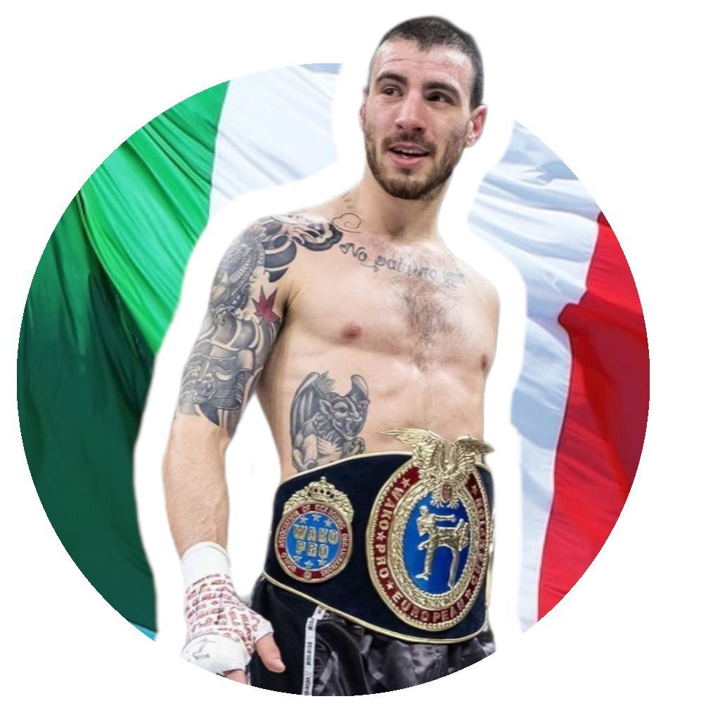 KombatnetItalia's tweet image. Segui @Pugile_tastiera su Kombatnet!

kombatnet.com/?status/742-74…

@Federkombat 

#kombatnet #pugiledatastiera #marionani #pugile #pugilato #fighting #boxe #ring #fighter #federkombat