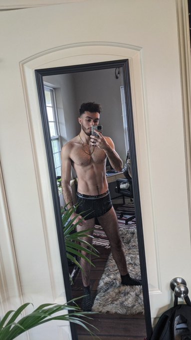 First post on OnlyFans, still looking for more people to make content with in central Florida any recommendations