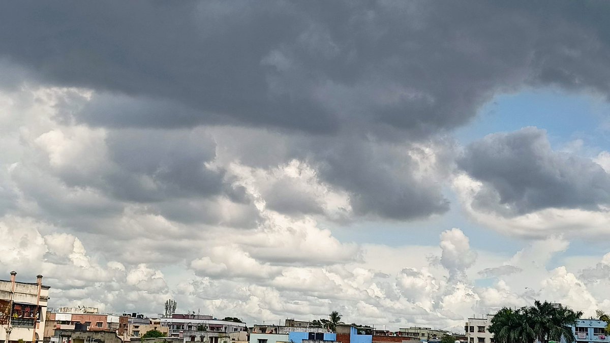 acharjee_speaks's tweet image. Share a cloud photo you’ve taken!