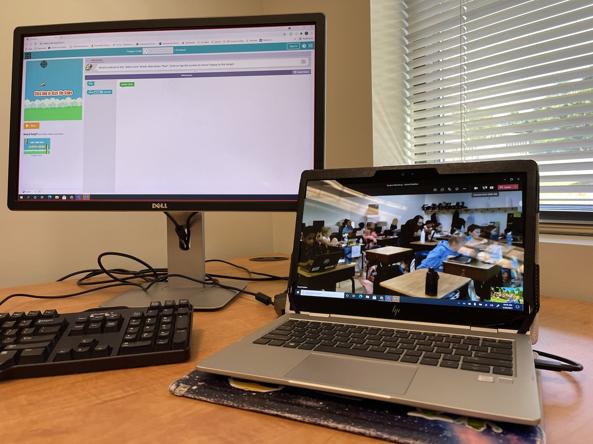 TheMerryHof's tweet image. It is always a great day when you get to spend time with some @JohnstonJags. First up today? Coding 💻🎮 with @MrsMaddoxJES class using @codeorg #flappycode. #MIEExpert