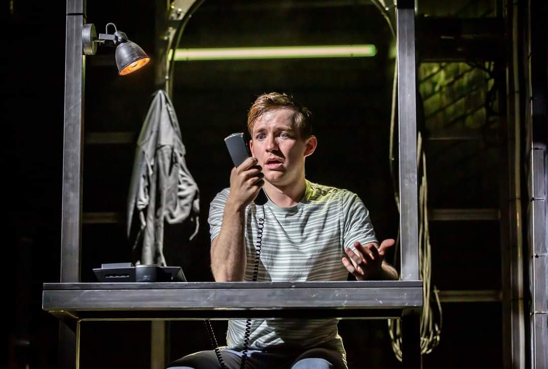 WESTENDBF's tweet photo. 🎭 SNEAK PEEK 🎭

Production images of the live stage production of @CruiseThePlay have been released today, currently playing at the Duchess Theatre in the West End until 13 June.

📸 Pamela Raith

https://t.co/9NhW126aqV https://t.co/Rxm7ZaErqC