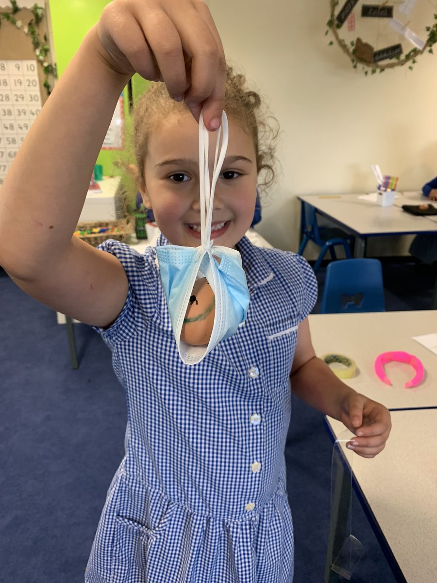 MissSmith43's tweet photo. Could Year 1/2 save Humpty from the great fall? We used a range of materials to protect him.  🥚 🍳 @Bowness_Primary https://t.co/Y9hnuJEn0r