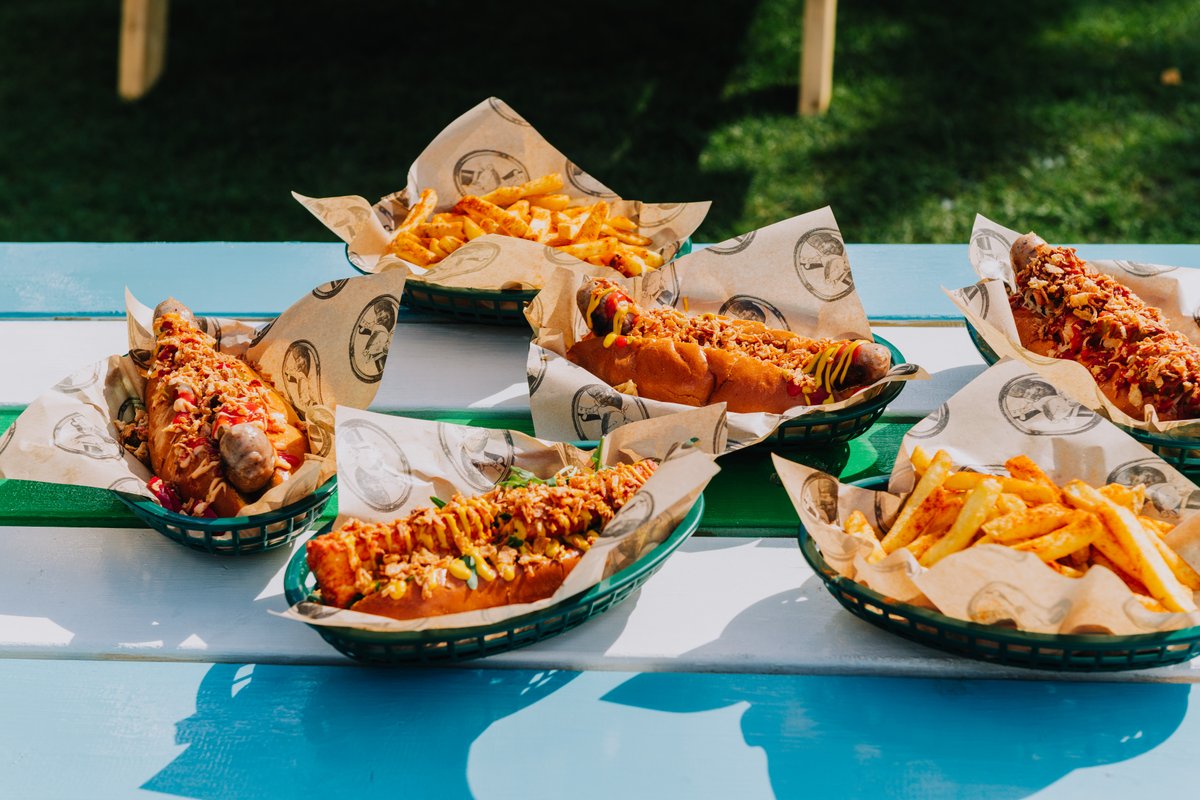 BoxontheDocks's tweet photo. It's Thursday which means the award-winning @GSausages are on the @BoxontheDocks grill.
Come and try one of their high-quality bangers for yourself - they are as good as they look!
#BoxontheDocks
https://t.co/NDuBL07vLv https://t.co/PTrFc2EAsQ