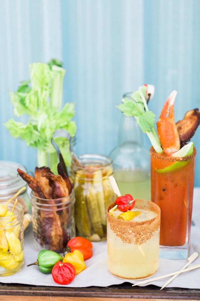 dillonsdistills's tweet photo. Happy Caesar Day.
As Canada’s “official” cocktail we’re pretty sure we’ve all had our fair share. How do you Caesar? What’s your go-to garnish combo? Spicy or mild? Classic tomato/clam juice or vegan? vodka or gin? With so many options there's no wrong way to Caesar! https://t.co/UUQgepISjU